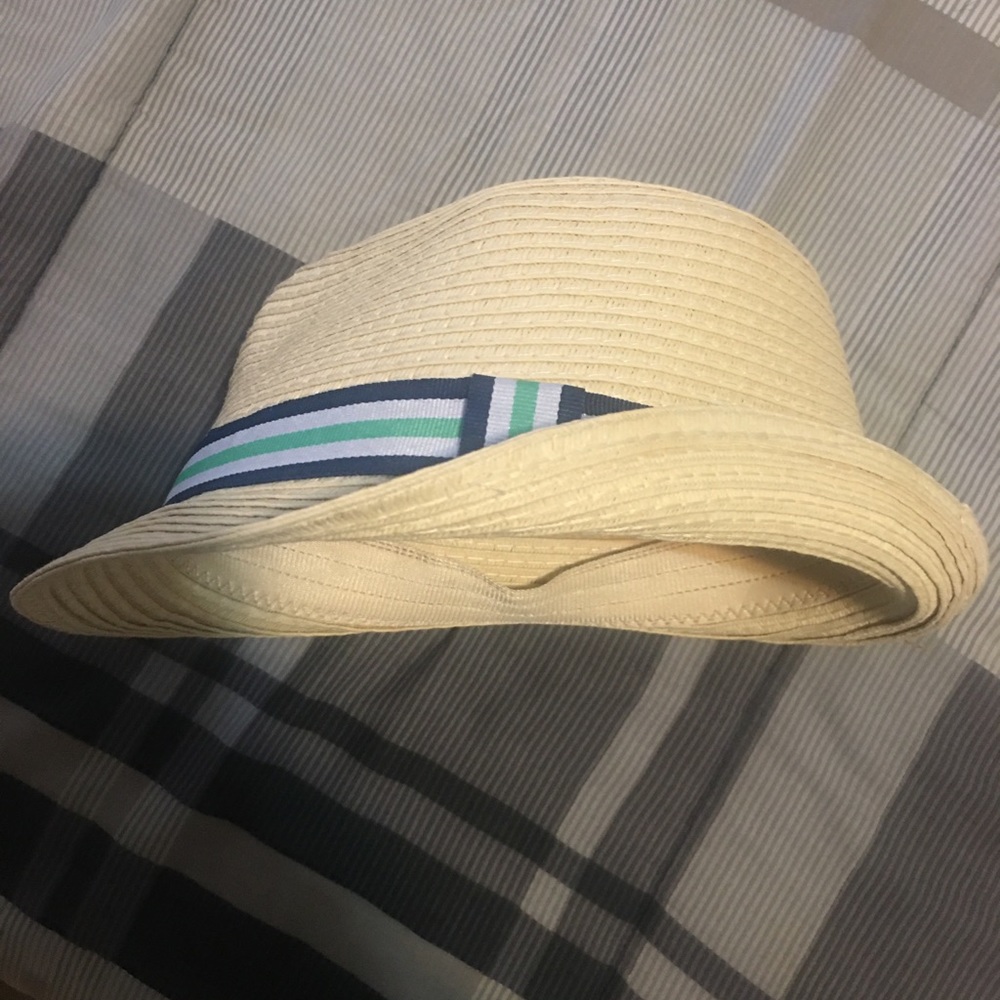Children’ s Hat - Picture 2 of 4